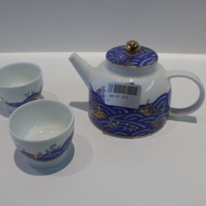 Hand-painted White Porcelain Teapot and cups Custom-Made Gift