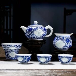 White porcelain blue-and-white drinkware set