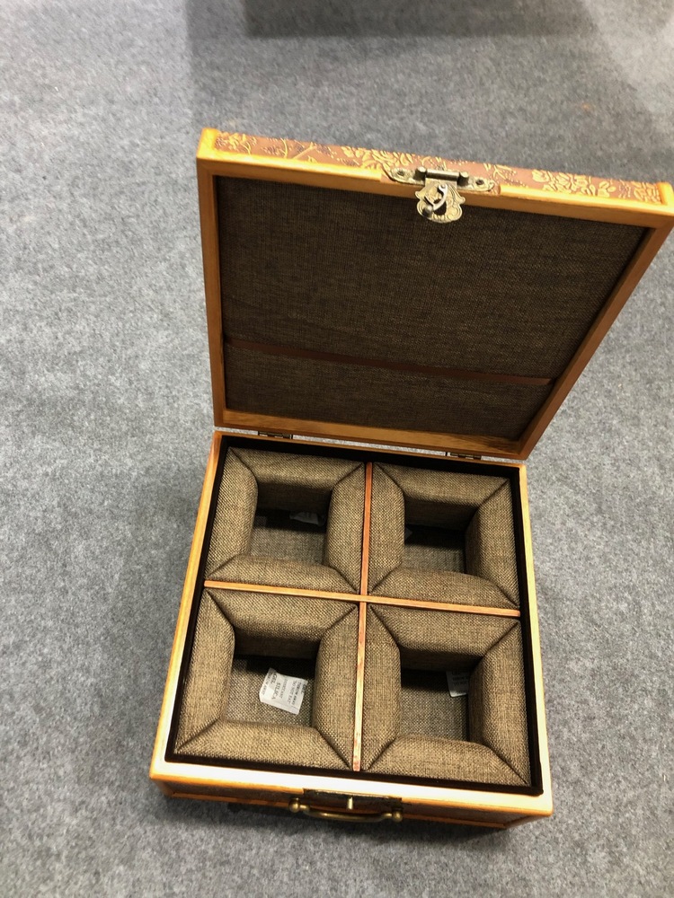 4 cups wood box